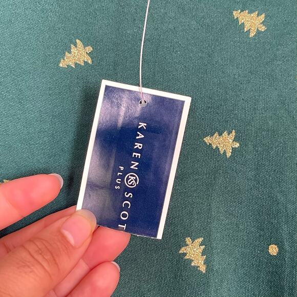 NEW Karen Scott Top Women's Green Gold Tree Print Mock Neck Plus Size 1X - Picture 6 of 8